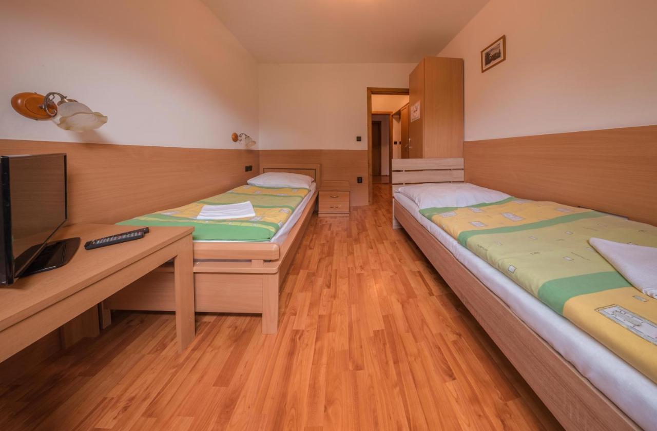 Hotel David Velke Bosany Luaran gambar